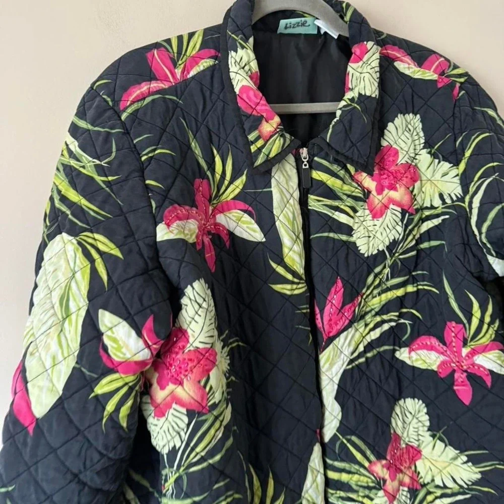 Tropical Flower Silk Quilted Jacket Pink Flower Green Beaded - Picture 5 of 6